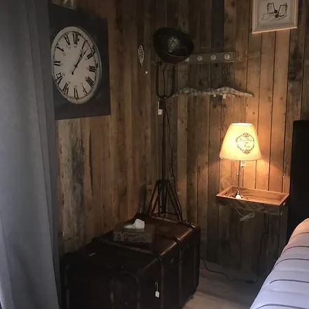 بيت ريفي Le Relais De *