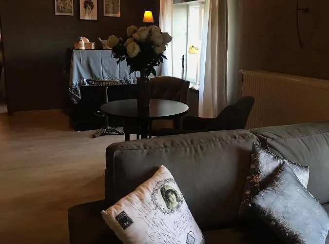 بيت ريفي Le Relais De *